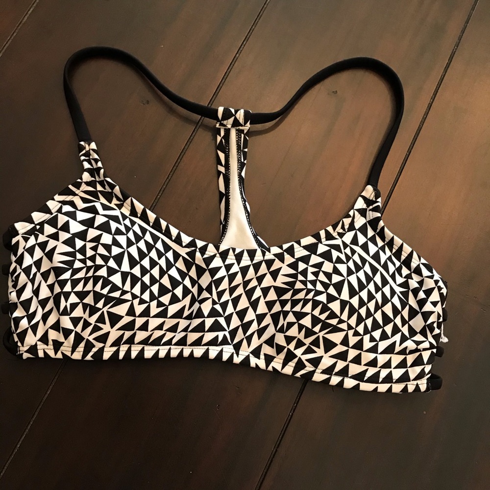 Sporty Bikini Top